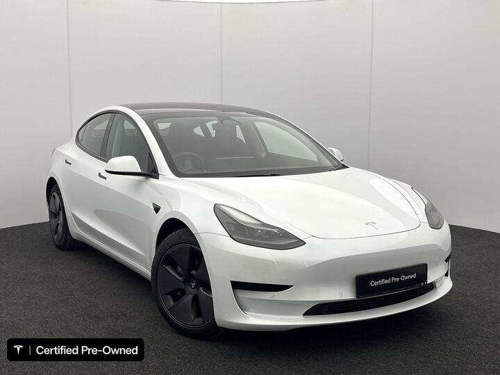 Tesla Model 3 Standard Range Plus Auto RWD 4dr