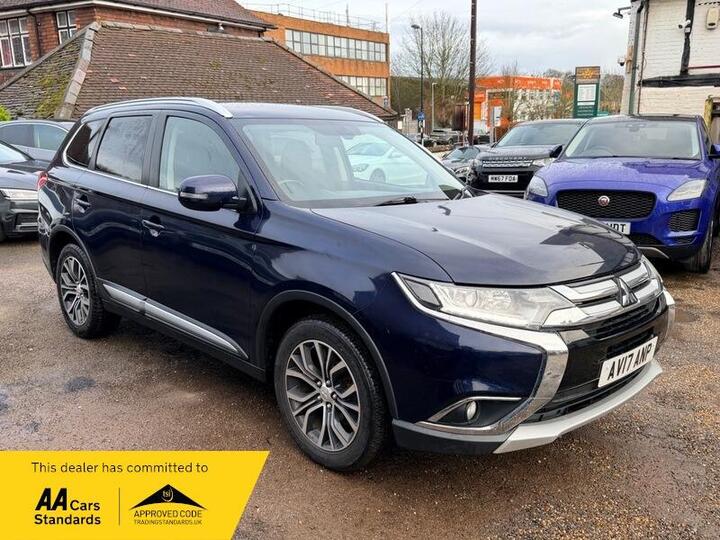 Mitsubishi Outlander 2.2 DI-D 3 4WD Euro 6 (s/s) 5dr