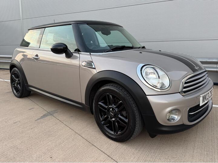 MINI Hatch 1.6 Cooper Baker Street Euro 5 (s/s) 3dr