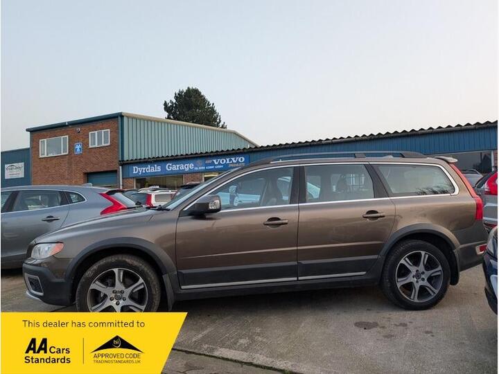 Volvo XC70 2.4 D5 SE Lux Geartronic AWD Euro 5 5dr