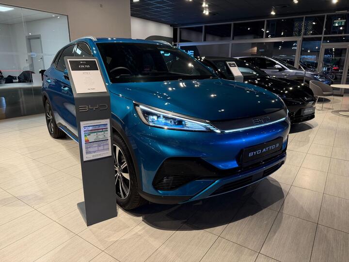 BYD Atto 3 60.48kWh Design Auto 5dr