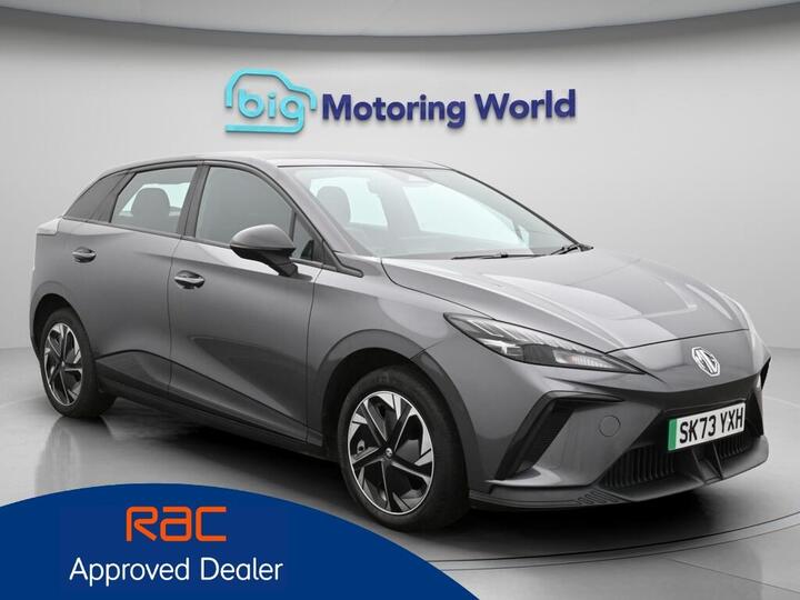MG MG4 64kWh SE Long Range Auto 5dr