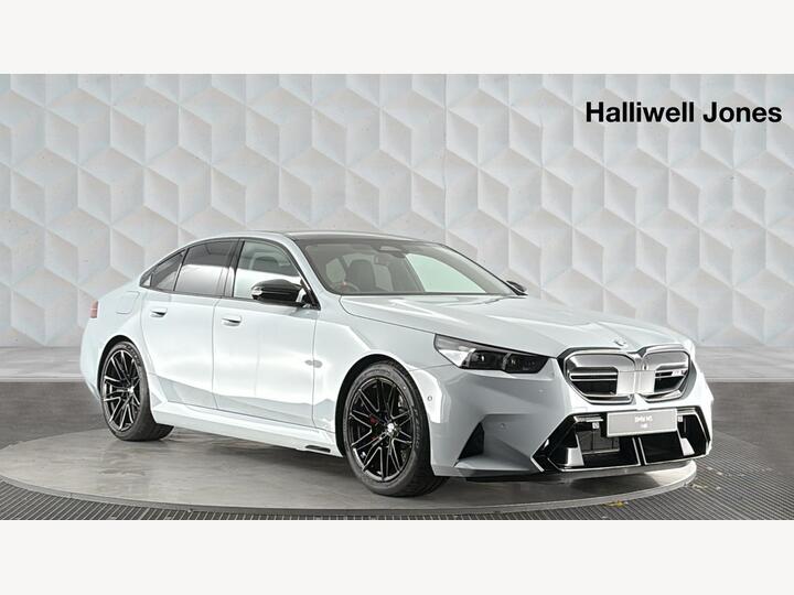 BMW M5 4.4 22.1kWh Steptronic XDrive Euro 6 (s/s) 4dr