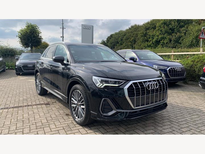 Audi Q3 1.5 TFSI CoD 35 S Line S Tronic Euro 6 (s/s) 5dr