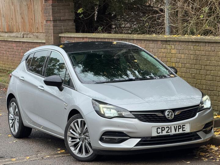 Vauxhall Astra 1.2 Turbo Griffin Edition Euro 6 (s/s) 5dr Vauxhall Astra 1.2 Turbo Griffin Edition Euro 6 (s/s) 5dr