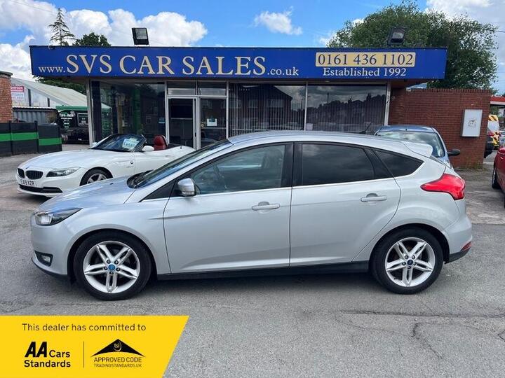 Ford Focus 1.0T EcoBoost Zetec Euro 6 (s/s) 5dr