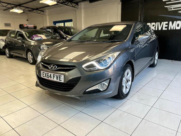 Hyundai I40 1.7 CRDi Blue Drive Active Euro 5 (s/s) 4dr Hyundai I40 1.7 CRDi Blue Drive Active Euro 5 (s/s) 4dr