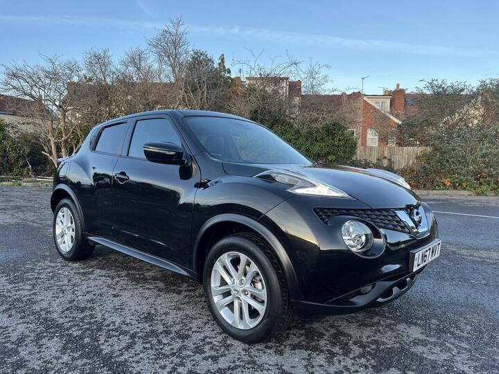 Nissan JUKE 1.2 DIG-T N-Connecta Euro 6 (s/s) 5dr Nissan JUKE 1.2 DIG-T N-Connecta Euro 6 (s/s) 5dr