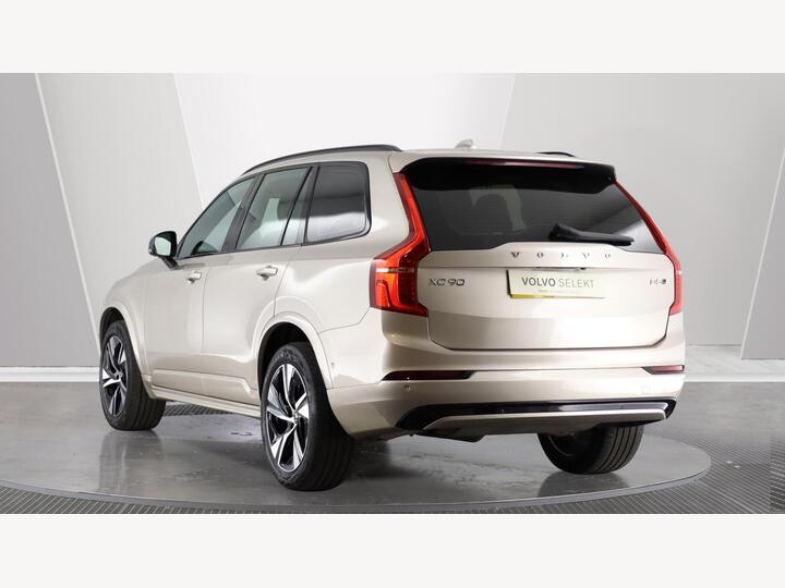 Volvo XC90 2.0 B5 MHEV Plus Auto 4WD Euro 6 (s/s) 5dr