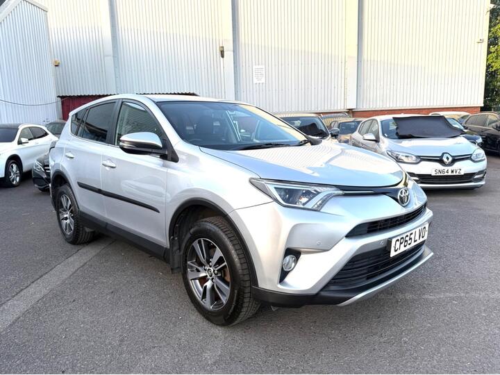 Toyota RAV4 2.0 D-4D Business Edition Euro 6 (s/s) 5dr