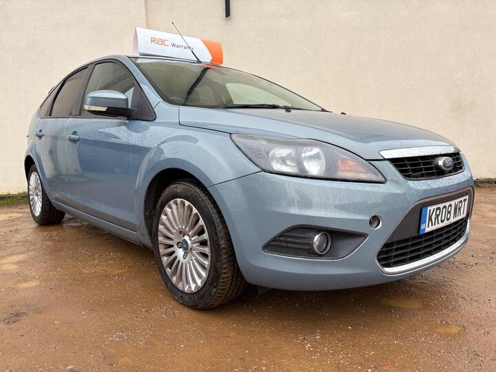 Ford Focus 1.6 Titanium 5dr