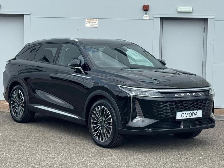 Omoda OMODA 9 1.5T SHS 34.46kWh Noble DHT3 4WD Euro 6 (s/s) 5dr