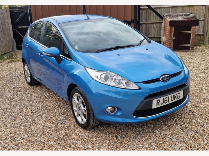 Ford Fiesta 1.25 Zetec 5dr