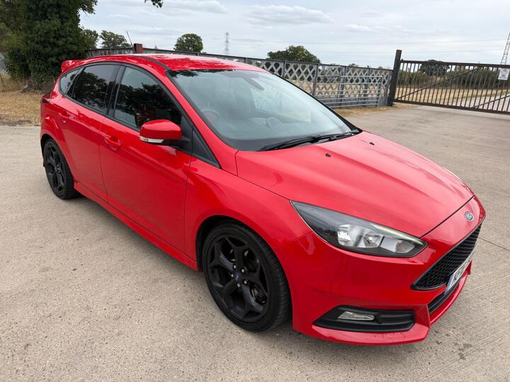 Ford Focus 2.0 TDCi ST-2 Euro 6 (s/s) 5dr