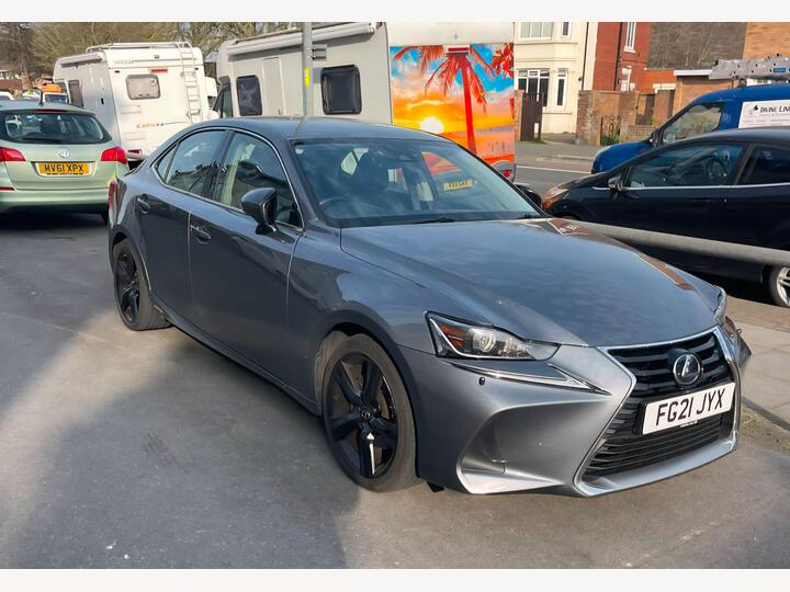 Lexus IS 2.5 300h E-CVT Euro 6 (s/s) 4dr