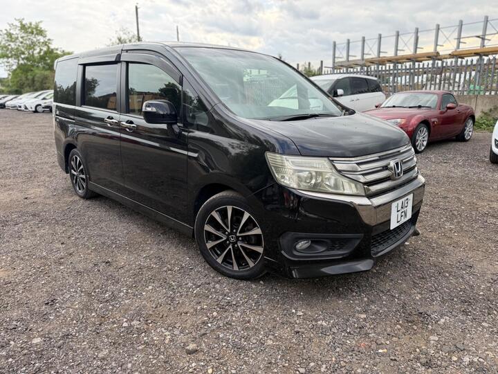 Honda Stepwagon 2.0 SPADA COOL AUTO PETROL 8 SEATS