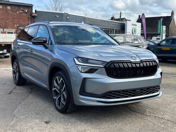 Skoda Kodiaq 2.0 TSI SportLine DSG 4WD Euro 6 (s/s) 5dr (7 Seat)