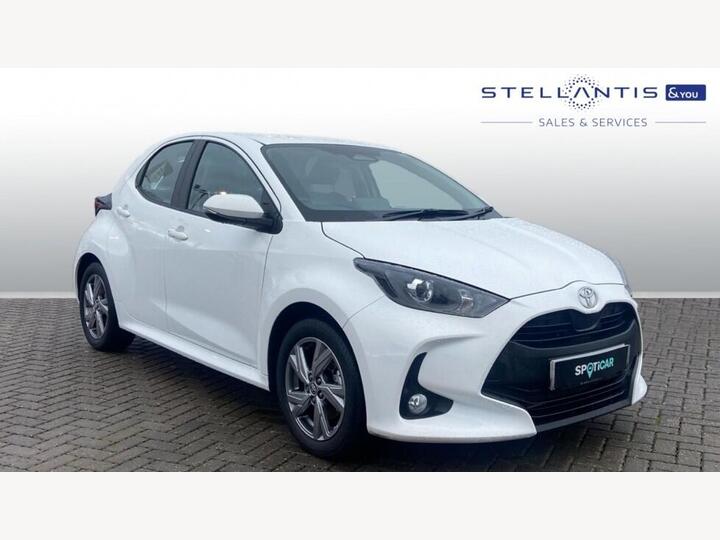 Toyota Yaris 1.5 VVT-h Icon E-CVT Euro 6 (s/s) 5dr