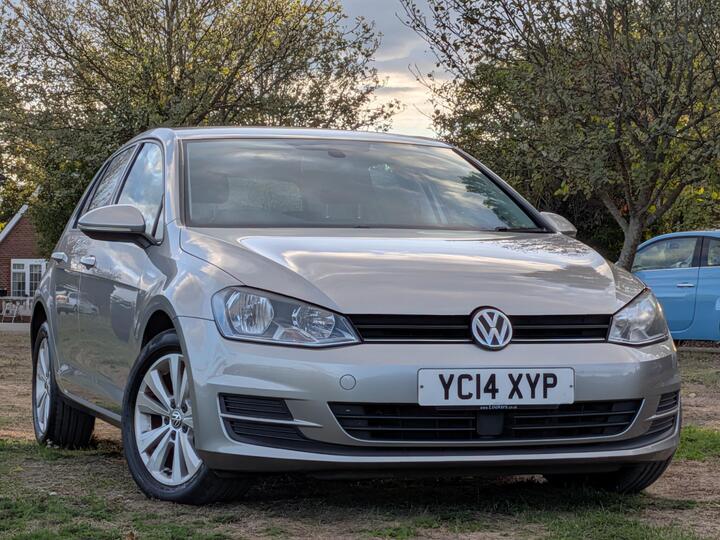 Volkswagen Golf 1.6 TDI BlueMotion Tech SE DSG Euro 5 (s/s) 5dr