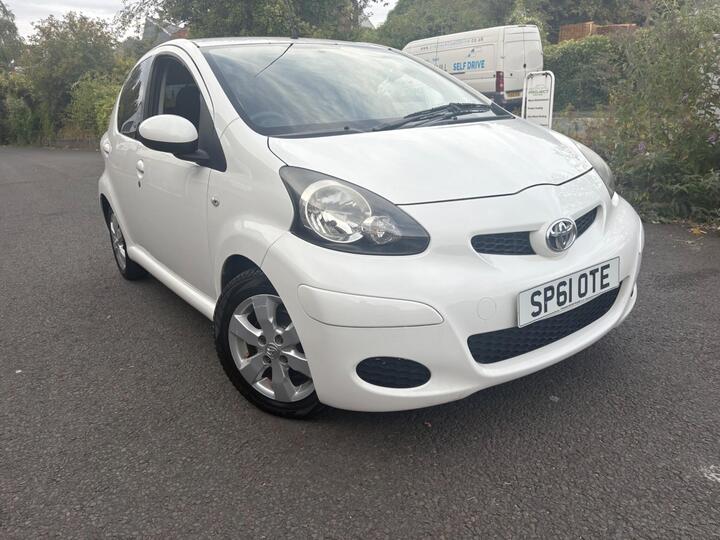 Toyota AYGO 1.0 VVT-i Go Euro 5 5dr