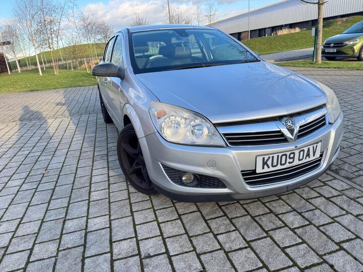 Vauxhall Astra 1.8i 16v Design 5dr