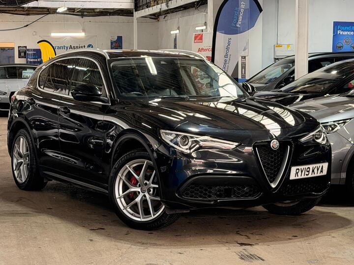 Alfa Romeo Stelvio 2.0T Speciale Auto Q4 AWD Euro 6 (s/s) 5dr