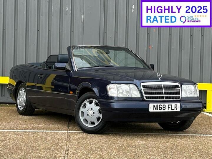 Mercedes-Benz 220 Saloon 2.2 Manual Petrol Mercedes-Benz 220 Saloon 2.2 Manual Petrol