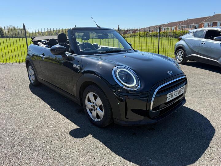 MINI Convertible 1.5 Cooper Classic Steptronic Euro 6 (s/s) 2dr