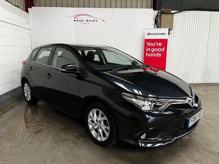 Toyota Auris 1.2 VVT-i Business Edition Euro 6 (s/s) 5dr