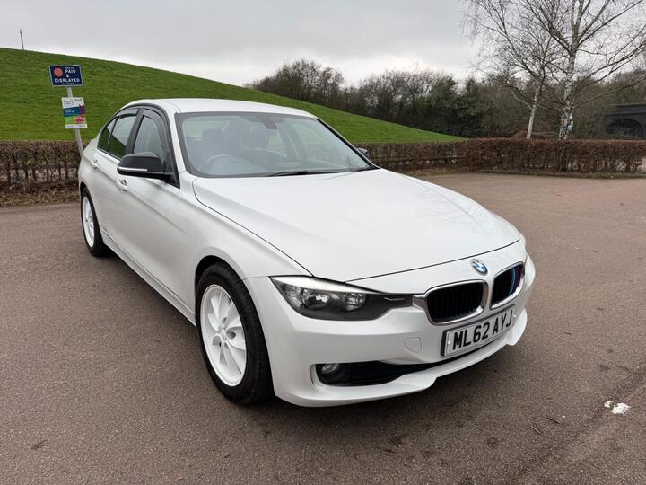 BMW 3 Series 2.0 320d ED EfficientDynamics Auto Euro 5 (s/s) 4dr BMW 3 Series 2.0 320d ED EfficientDynamics Auto Euro 5 (s/s) 4dr