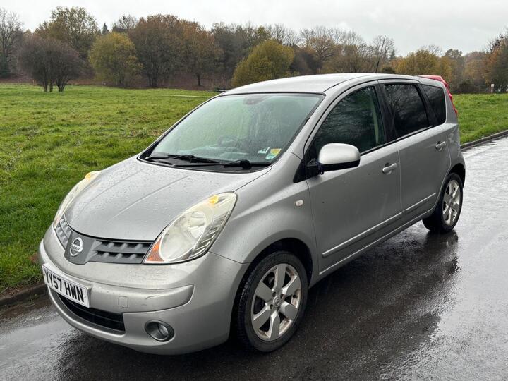Nissan Note 1.6 16V Tekna Auto Euro 4 5dr
