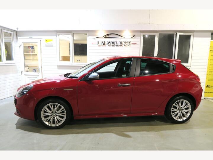 Alfa Romeo Giulietta 1.4 TB MultiAir Super Euro 6 (s/s) 5dr