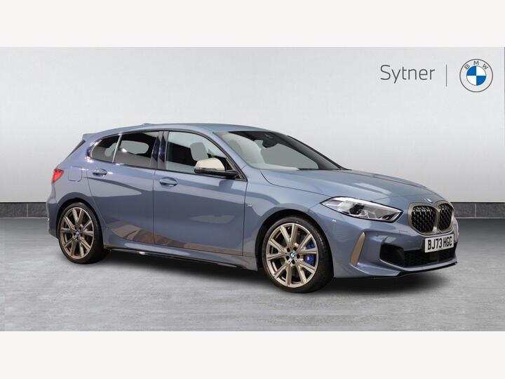 BMW 1 Series 2.0 M135i Auto XDrive Euro 6 (s/s) 5dr BMW 1 Series 2.0 M135i Auto XDrive Euro 6 (s/s) 5dr