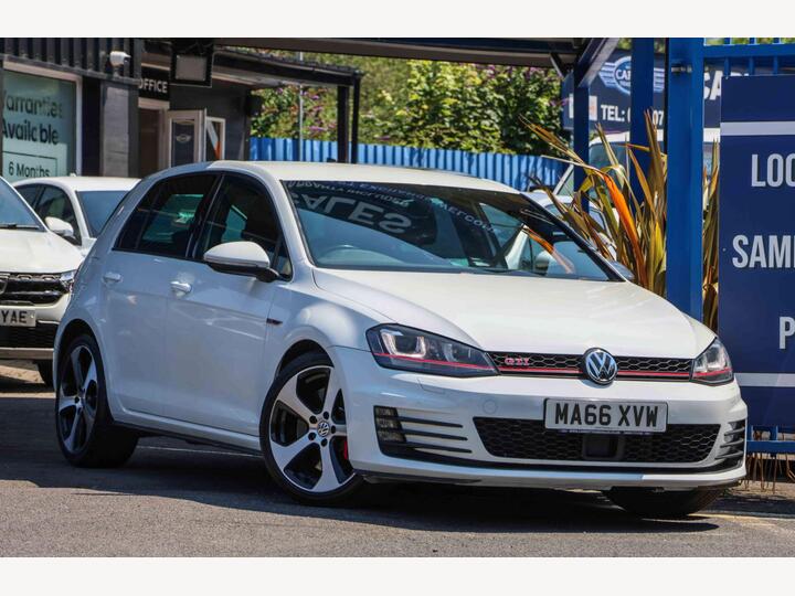 Volkswagen GOLF 2.0 TSI BlueMotion Tech GTI Performance Euro 6 (s/s) 5dr