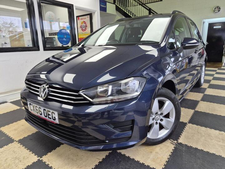 Volkswagen GOLF SV 1.6 TDI BlueMotion Tech SE Euro 6 (s/s) 5dr Volkswagen GOLF SV 1.6 TDI BlueMotion Tech SE Euro 6 (s/s) 5dr
