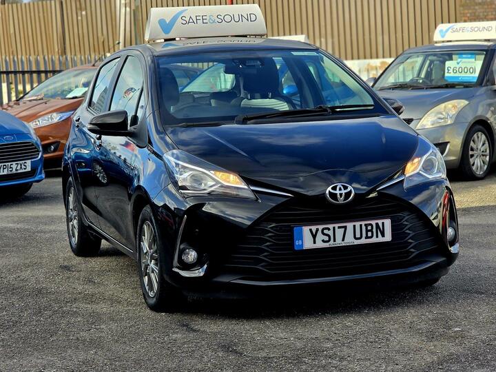 Toyota Yaris 1.5 VVT-i Icon Tech CVT Euro 6 5dr