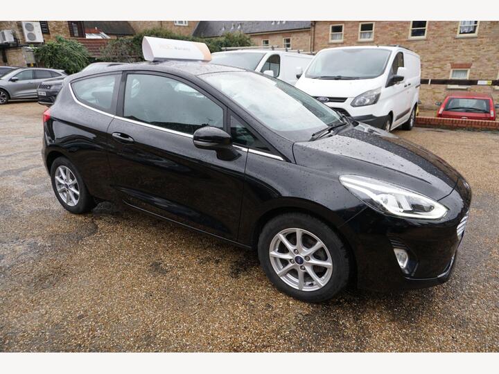 Ford Fiesta 1.0T EcoBoost Zetec Euro 6 (s/s) 3dr