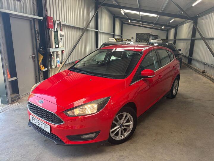 Ford Focus 1.0T EcoBoost Zetec Euro 6 (s/s) 5dr