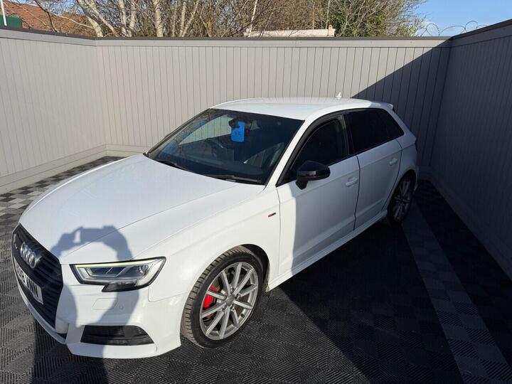 Audi A3 1.5 TFSI CoD Black Edition Sportback S Tronic Euro 6 (s/s) 5dr