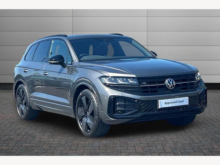 Volkswagen Touareg 3.0 TDI V6 Black Edition Tiptronic 4Motion Euro 6 (s/s) 5dr