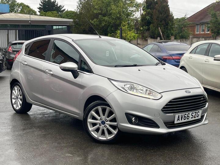 Ford FIESTA 1.0T EcoBoost Titanium Powershift Euro 6 5dr