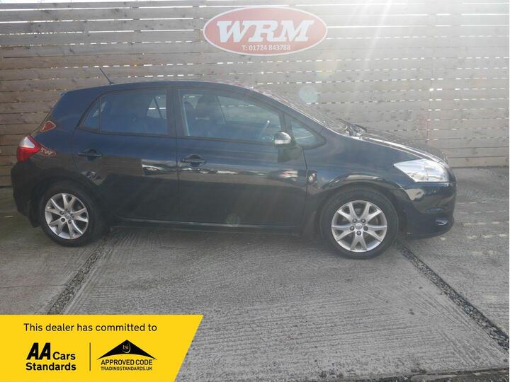 Toyota Auris 1.6 V-Matic TR Euro 5 5dr Toyota Auris 1.6 V-Matic TR Euro 5 5dr