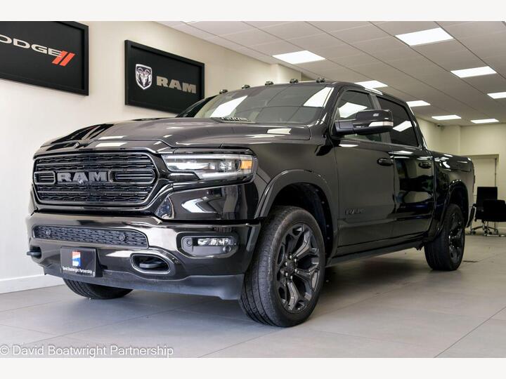 Dodge RAM 1500 Limited Night Edition V8 *NO VAT*