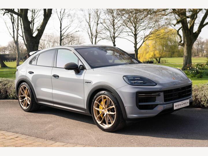 Porsche Cayenne 4.0 V8 E-Hybrid 25.9kWh Turbo TiptronicS 4WD Euro 6 (s/s) 5dr Porsche Cayenne 4.0 V8 E-Hybrid 25.9kWh Turbo TiptronicS 4WD Euro 6 (s/s) 5dr