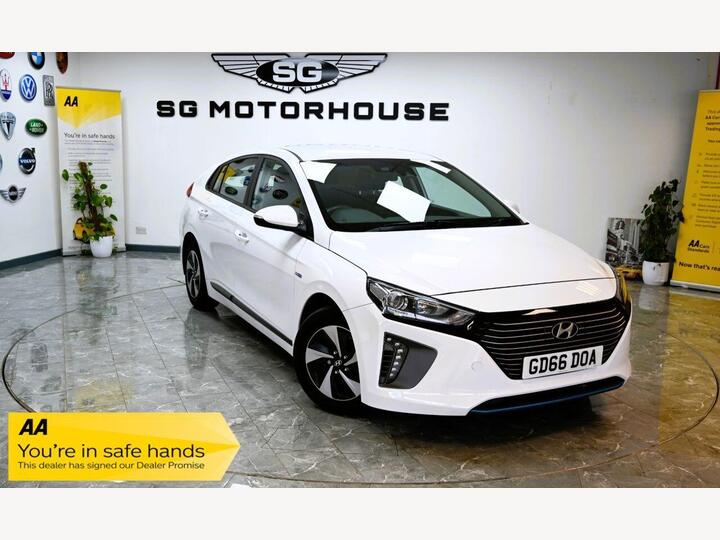 Hyundai IONIQ 1.6 H-GDi SE DCT Euro 6 (s/s) 5dr Hyundai IONIQ 1.6 H-GDi SE DCT Euro 6 (s/s) 5dr