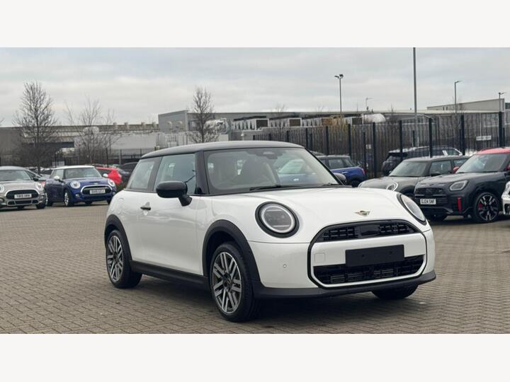 MINI Cooper 1.5C Classic Steptronic Euro 6 (s/s) 3dr