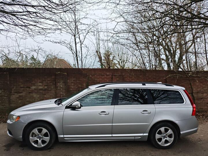 Volvo V70 2.5T SE Lux Geartronic Euro 4 5dr