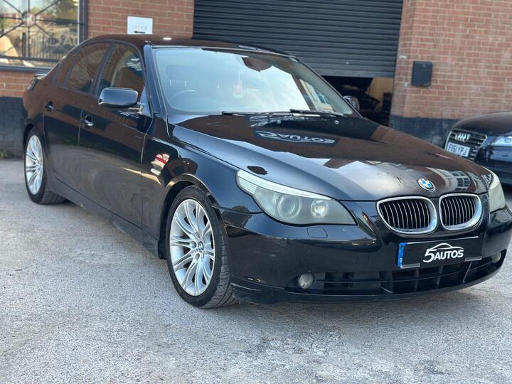 BMW 5 Series 4.4 545i V8 SE Auto Euro 3 4dr