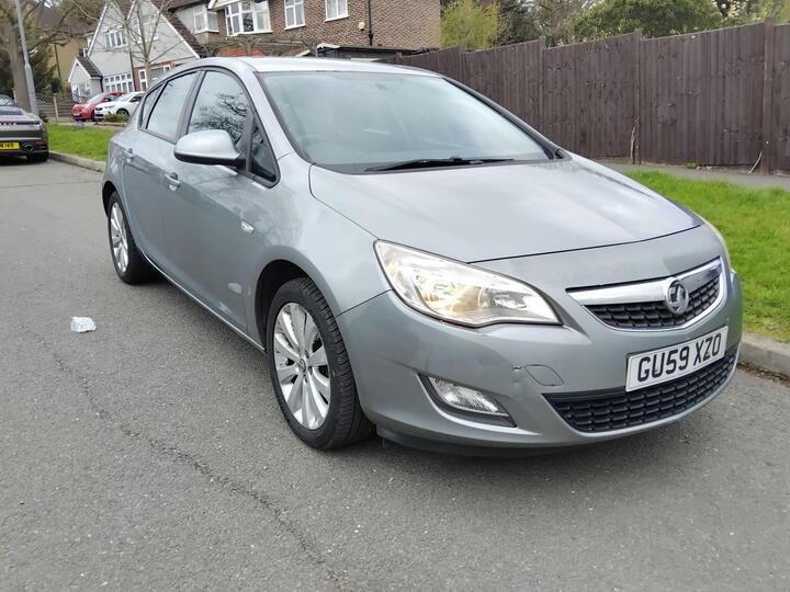 Vauxhall Astra 1.6 16v Exclusiv Euro 5 5dr