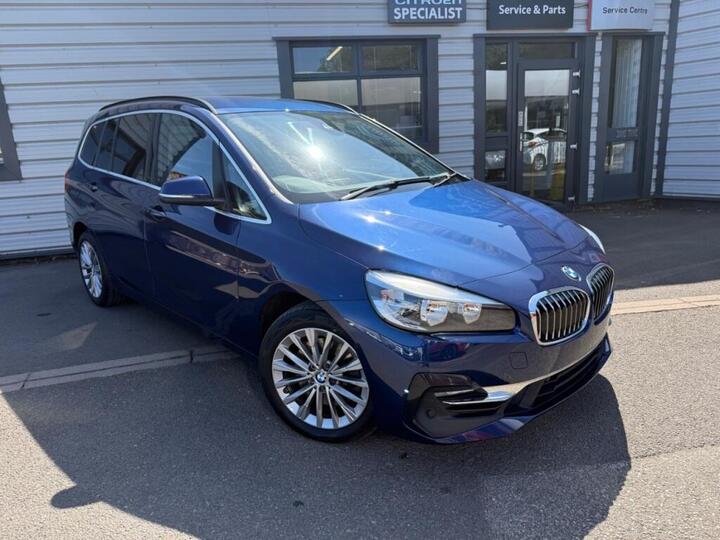 BMW 2 Series 2.0 220d Luxury Auto XDrive Euro 6 (s/s) 5dr